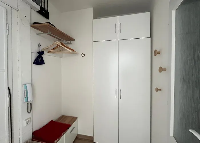 Sunny Minimalistic Flat Near Metro Opatov