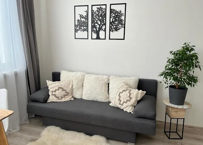 Sunny Minimalistic Flat Near Metro Opatov
